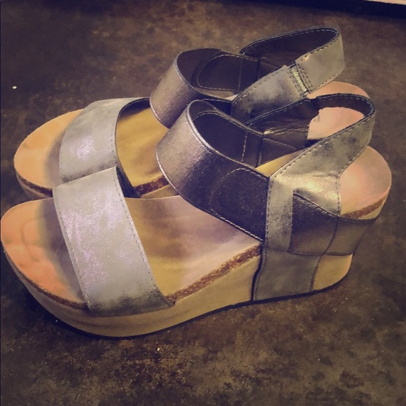 Pierre Dumas Shoes - Sandal Wedges 🥰